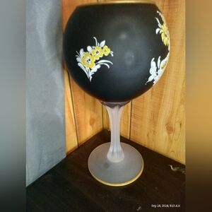 Vintage fairy milk glazed frosted daisy decor